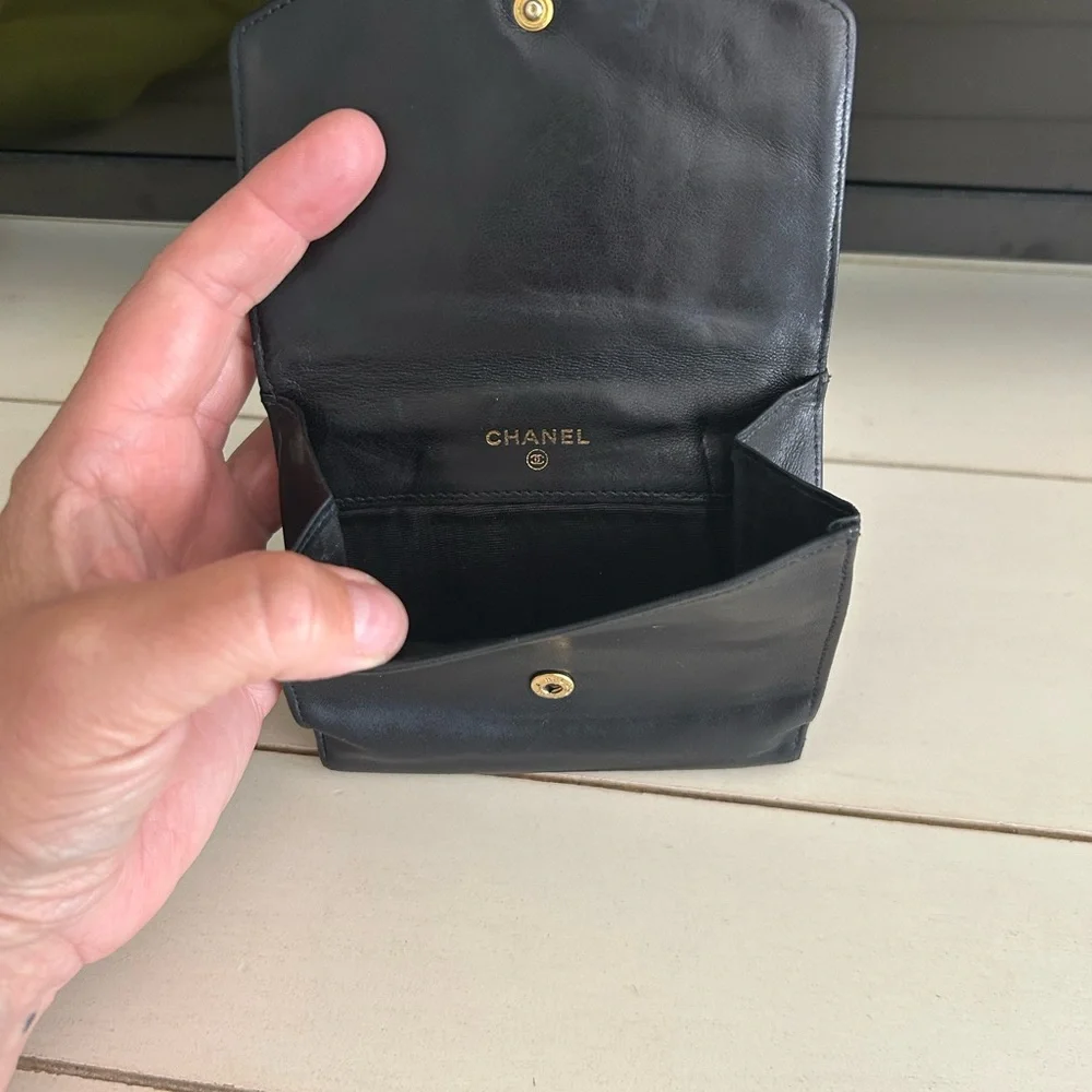 CHANEL Black Quilted CC Logo Leather Wallet